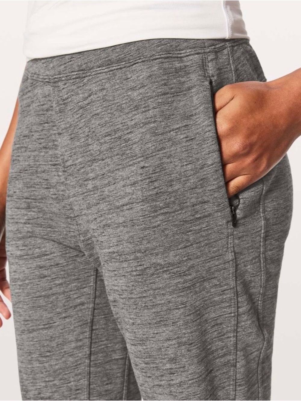 Lululemon | Free To Roam Jogger‎ | Size 8 | Excellent condition!! - Picture 4 of 9